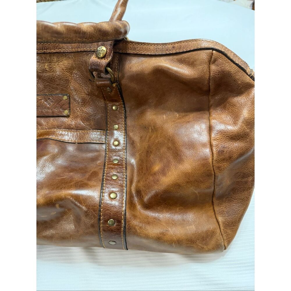 Patricia Nash Milano Distressed Brown Rugged Leather Carry On Duffle Bag - Picture 3 of 14